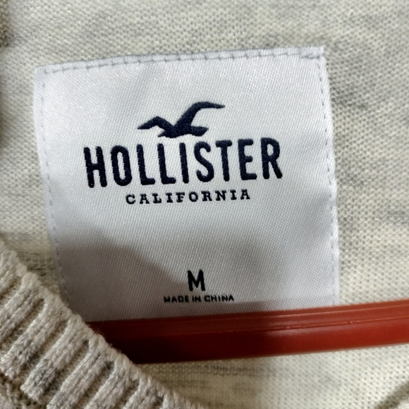 Hollister Sweater - Picture 2 of 3